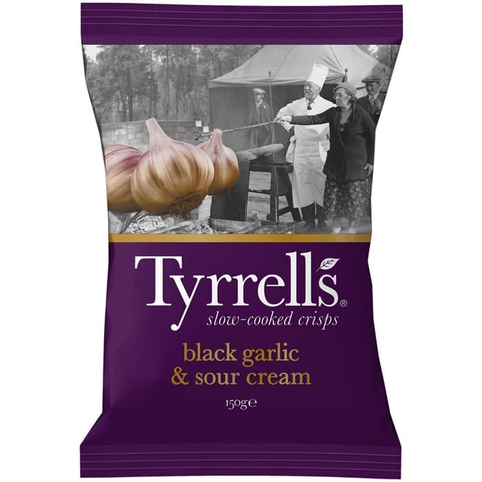 Tyrrell black garlic Tyrrells Black Garlic & Sour Cream 150g – Image 1
